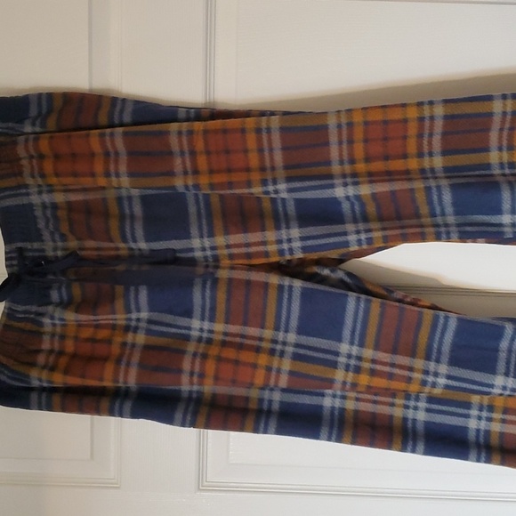 Cuddl Duds Other - Cuddle Duds blue plaid fleece pants NWOT size XL inseam 31 pockets